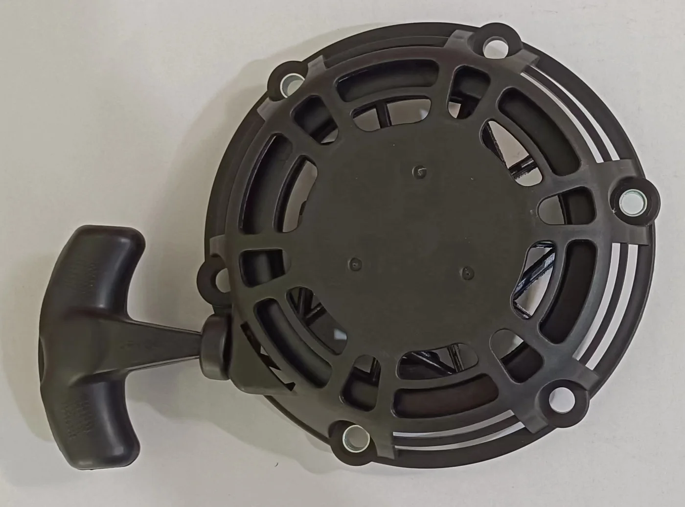 148f-small-gas-engine-recoil-starter-assembly-main-front 148F Small Gas Engine Recoil Starter Assembly front view - SKR-068