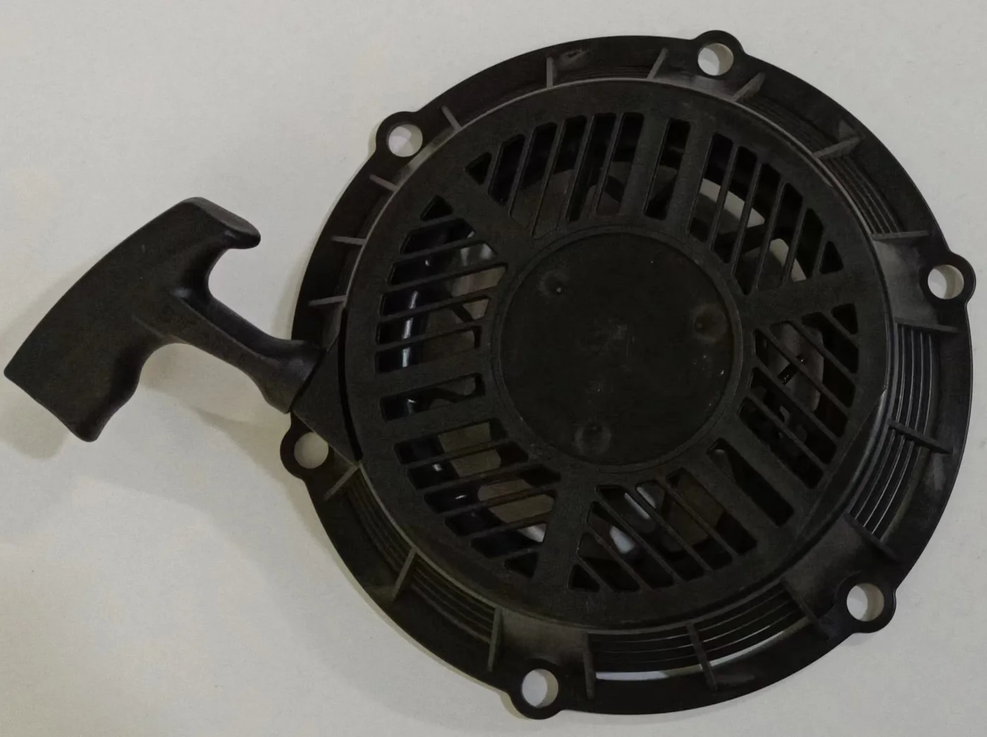1p75-small-engine-recoil-starter-assembly-plastic-housing-main-front Recoil Starter Assembly Compatible with Lifan 188F GX390-Style Engines front view - SKR-050